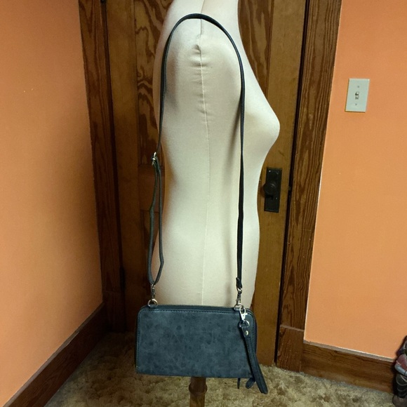 Joy Susan Black Vegan Leather Crossbody Purse with Wristlet Strap - Picture 6 of 11